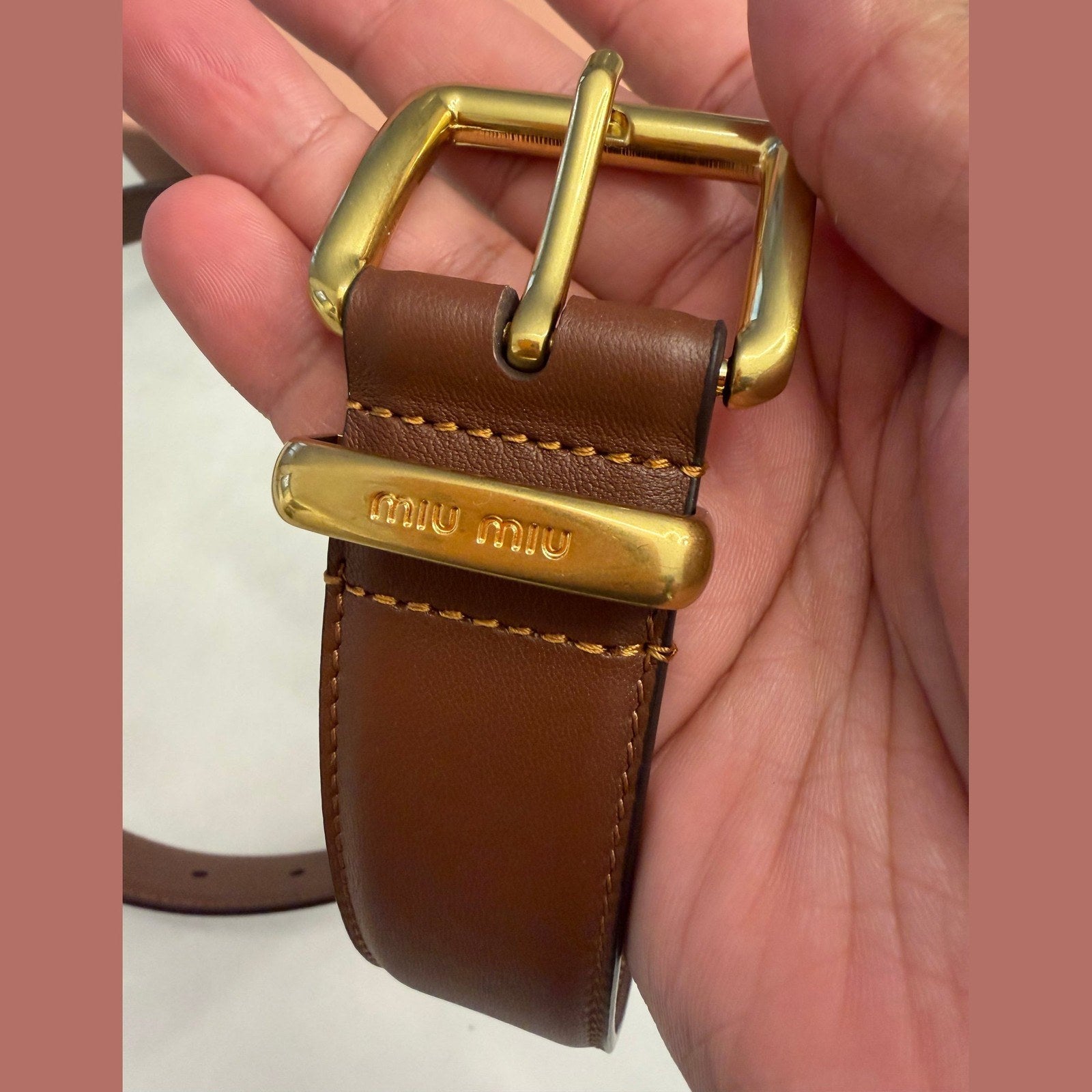 Image of חגורת עור Miu Miu