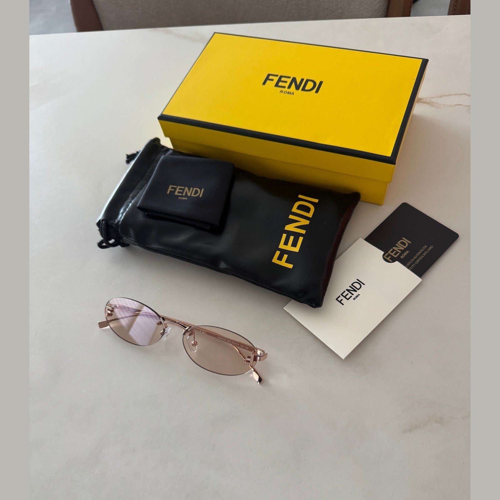 Image of FENDI - משקפי שמש