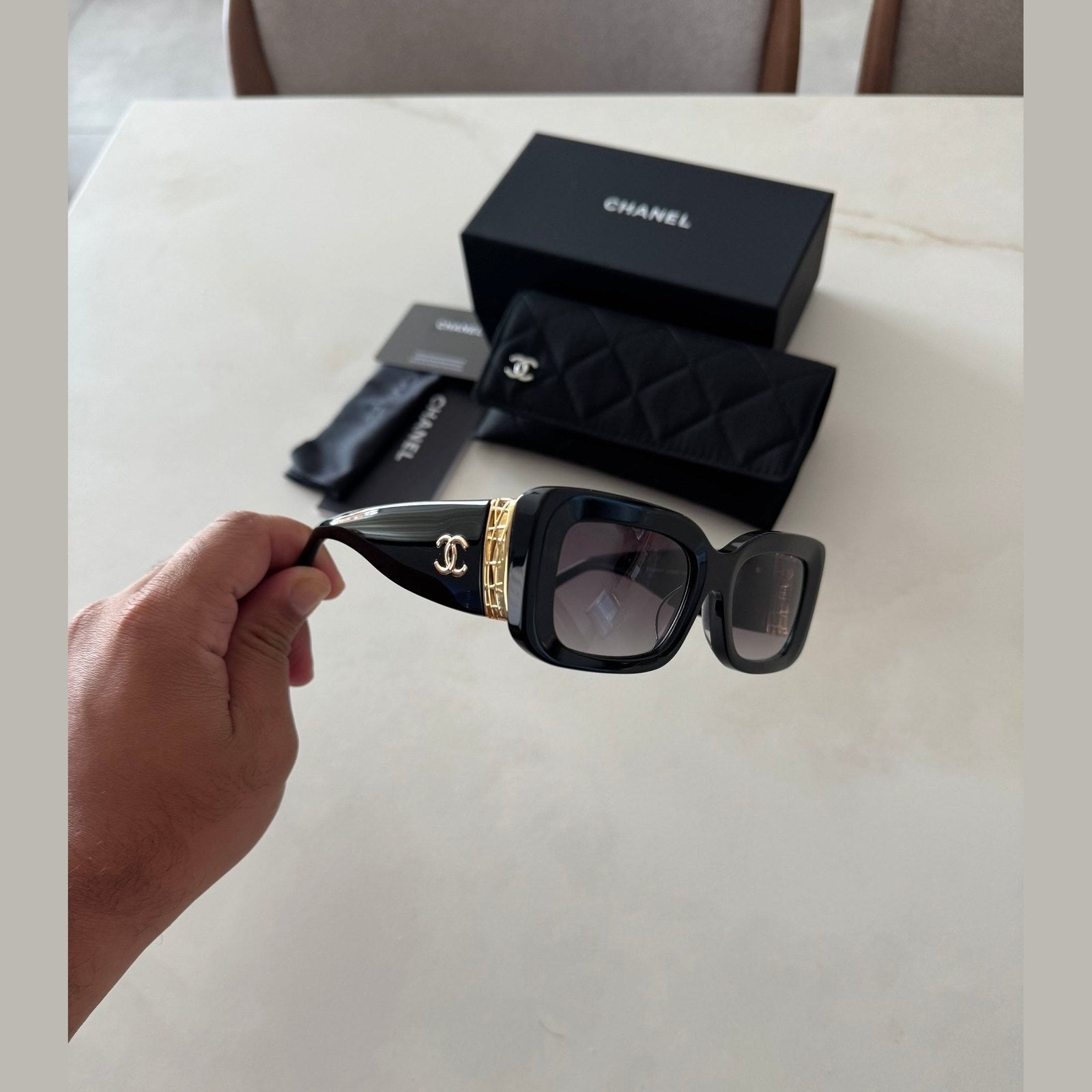 משקפי שמש CHANEL