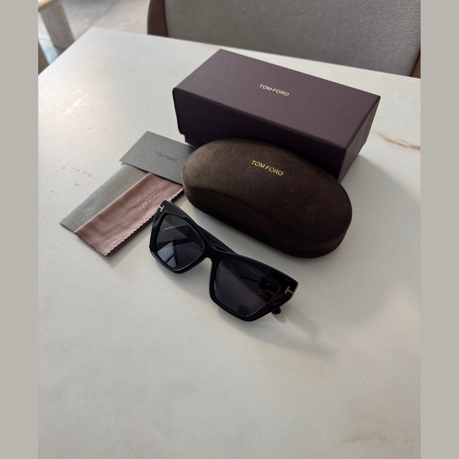 Image of משקפי שמש TOM FORD