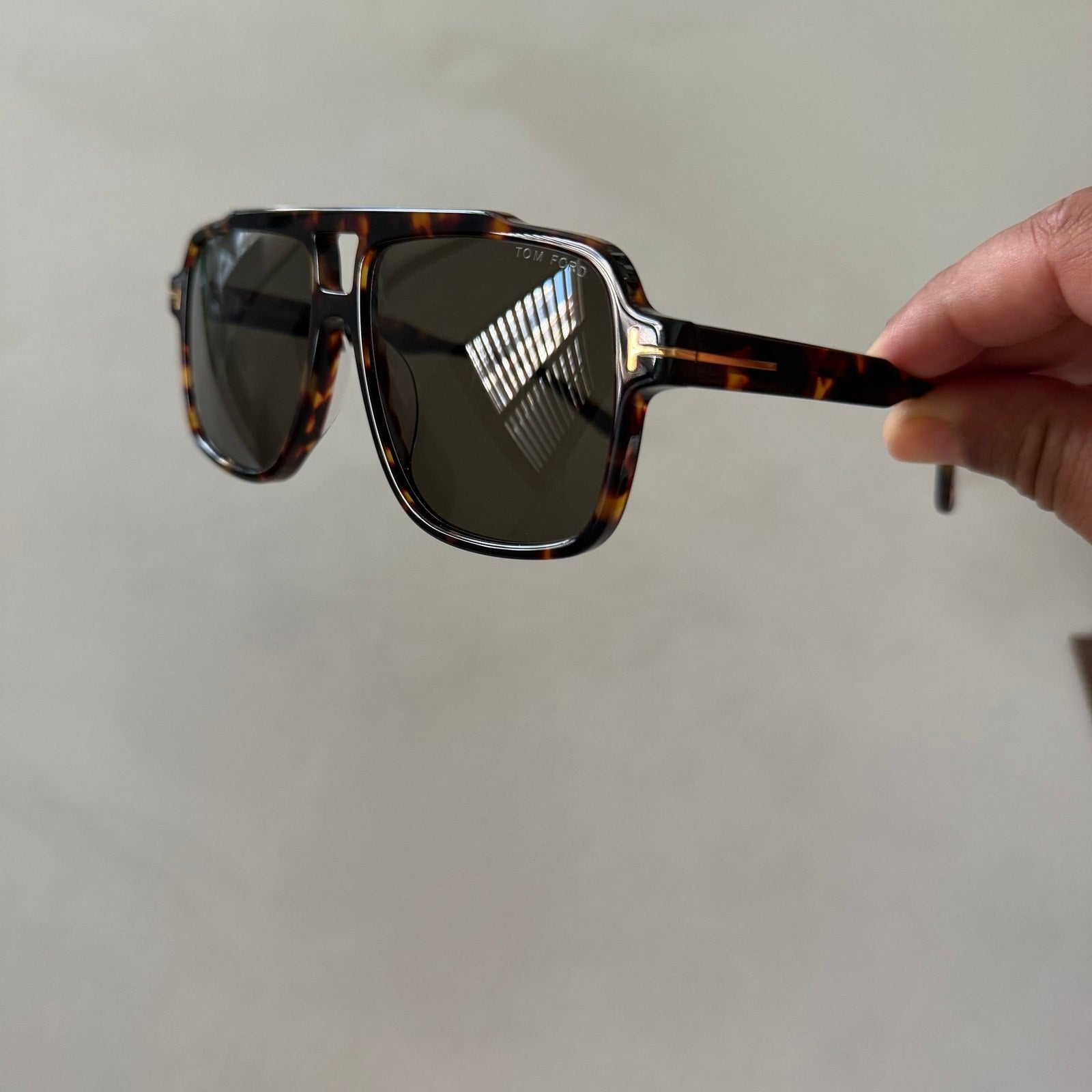 Image of משקפי שמש TOM FORD