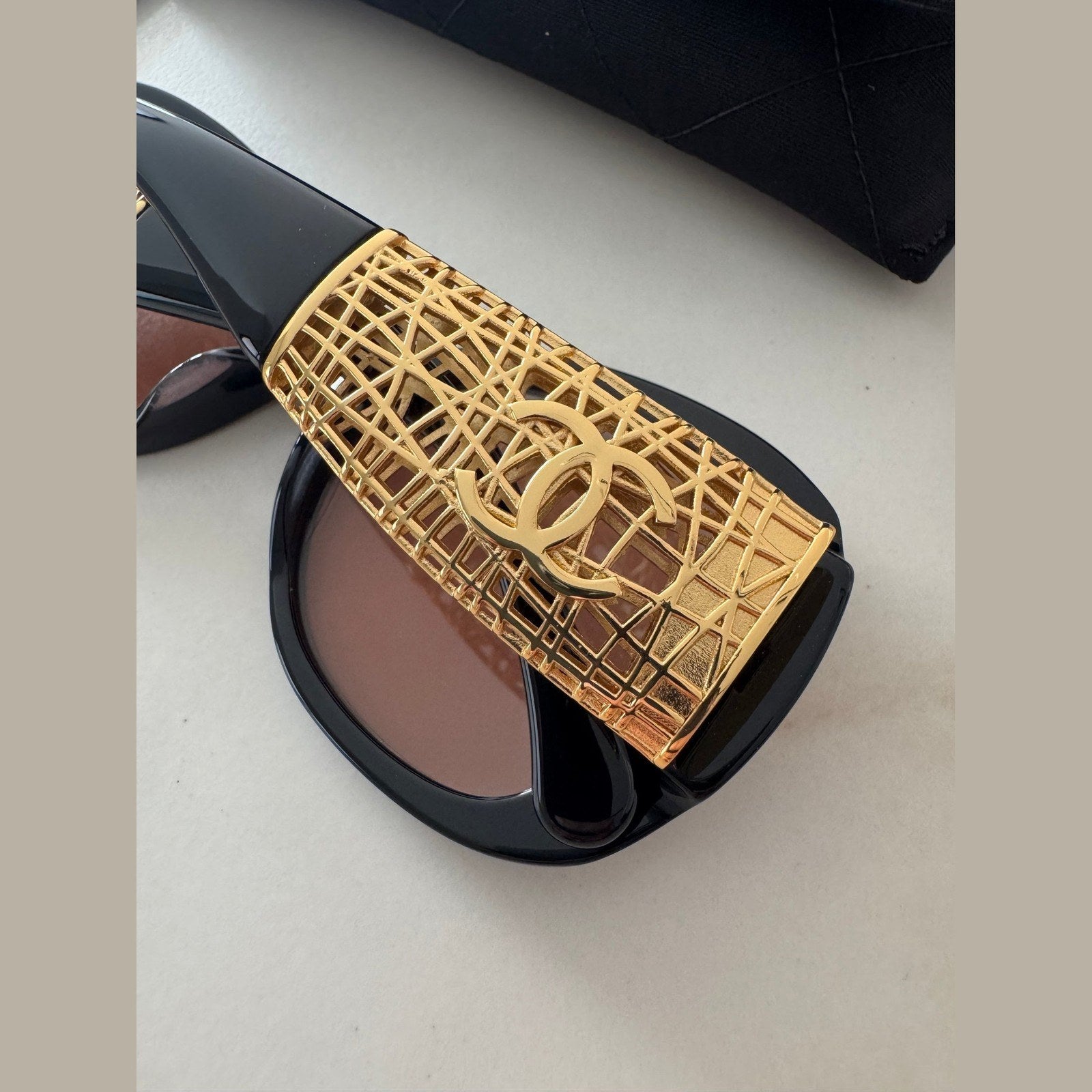 משקפי שמש CHANEL