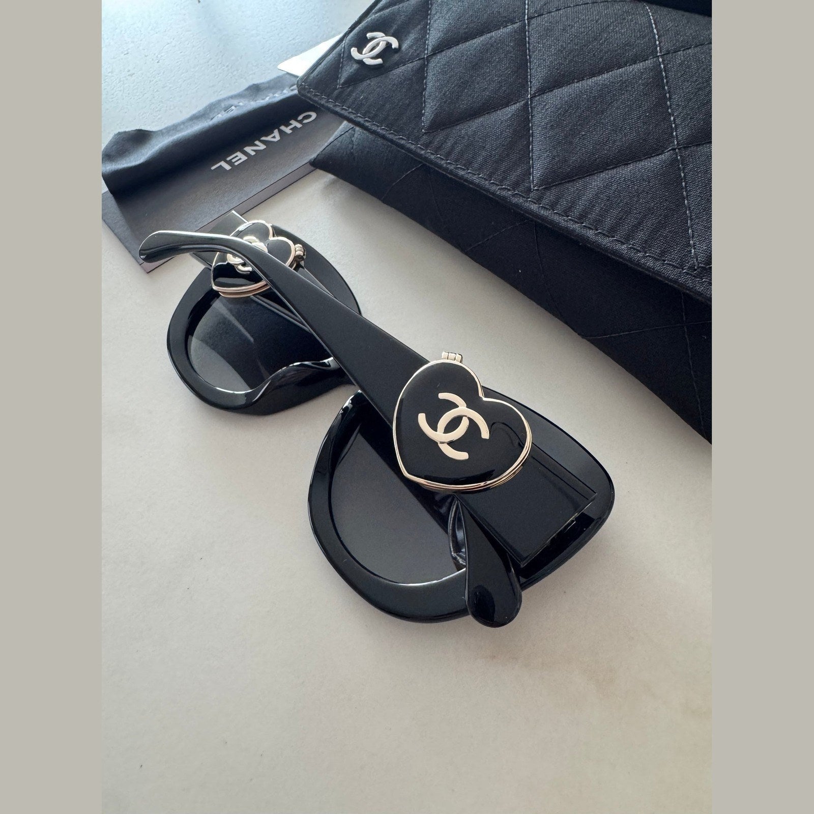 משקפי שמש CHANEL