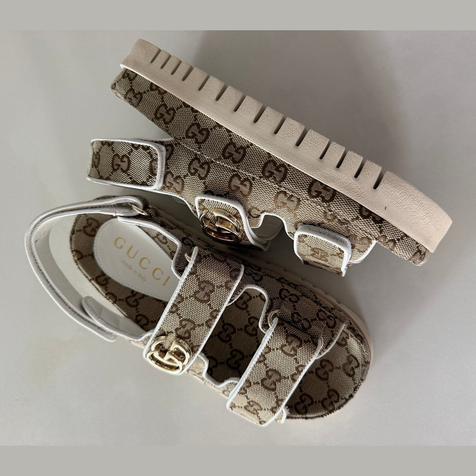 Image of GUCCI sandals במלאי