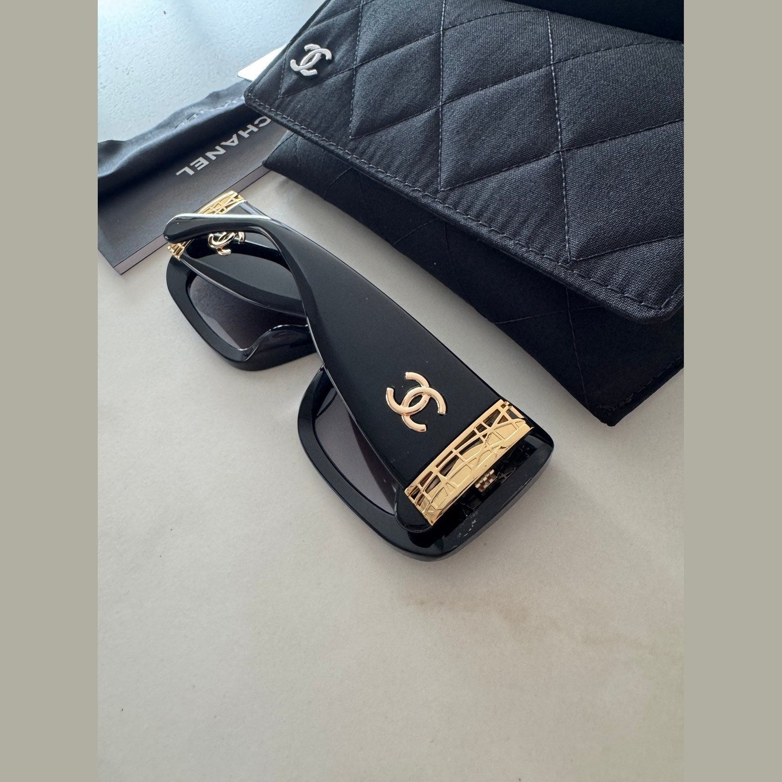 משקפי שמש CHANEL