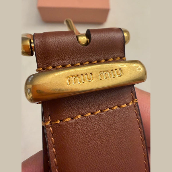 חגורת עור Miu Miu