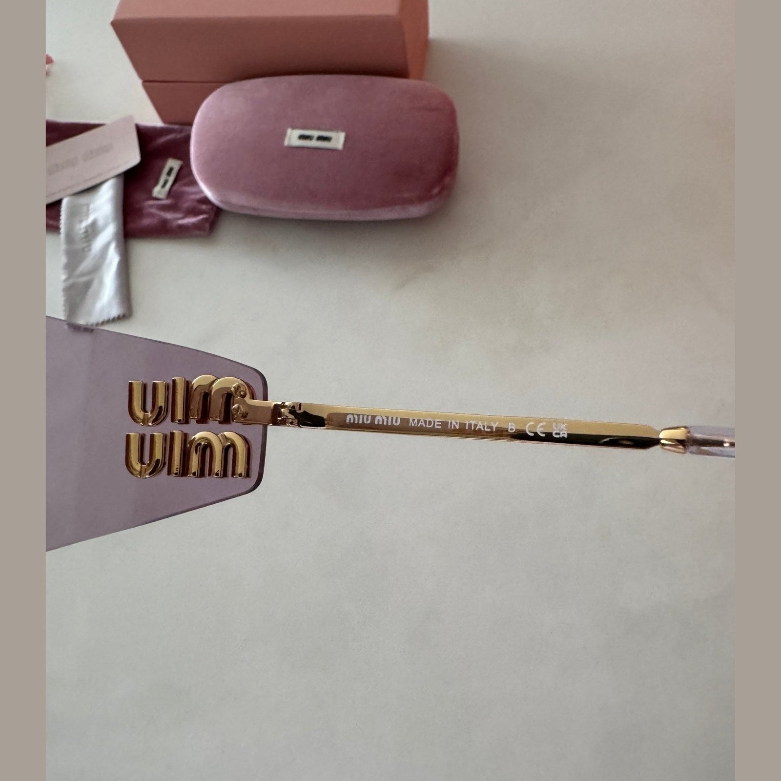 Image of מיו מיו מסך צר