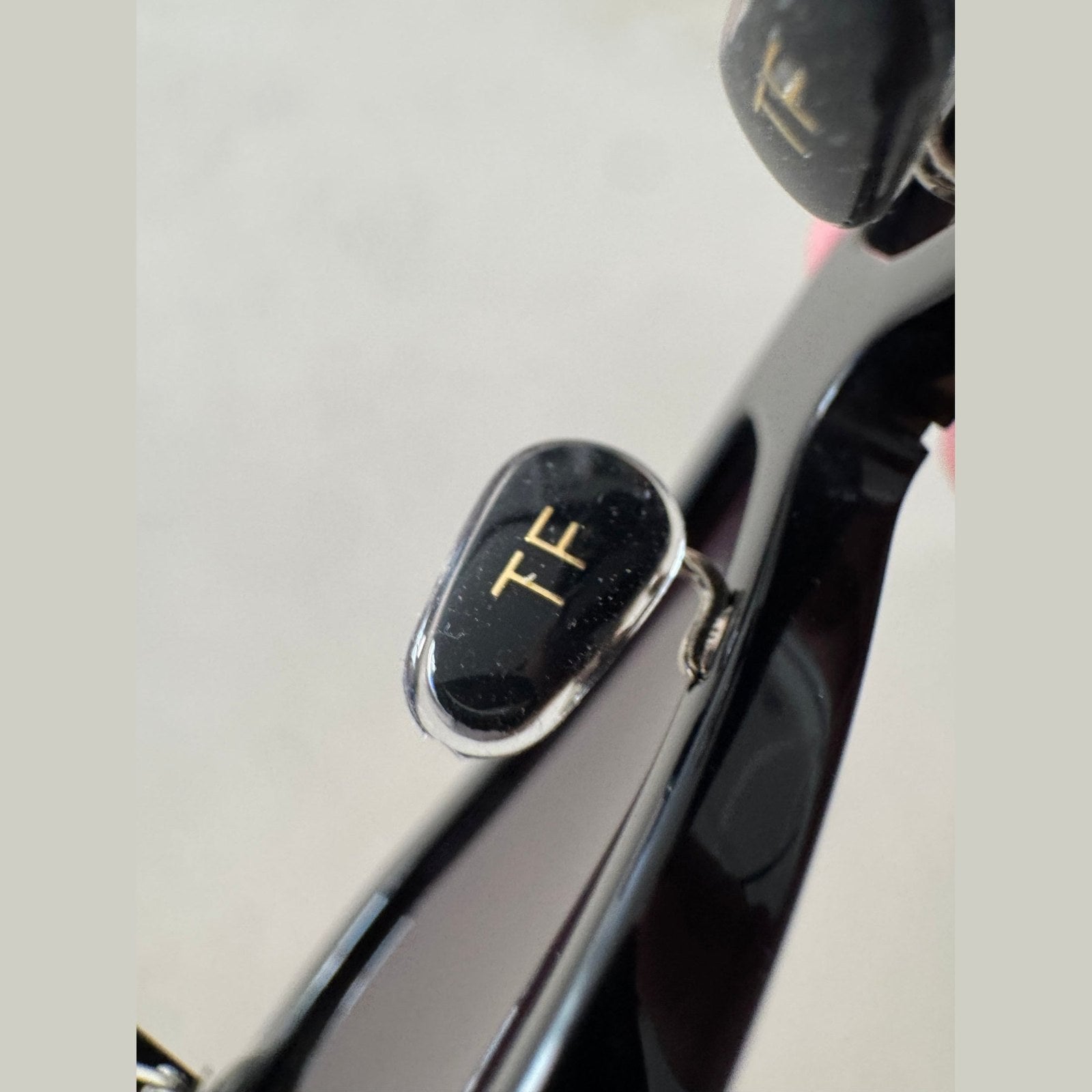 Image of משקפי שמש TOM FORD