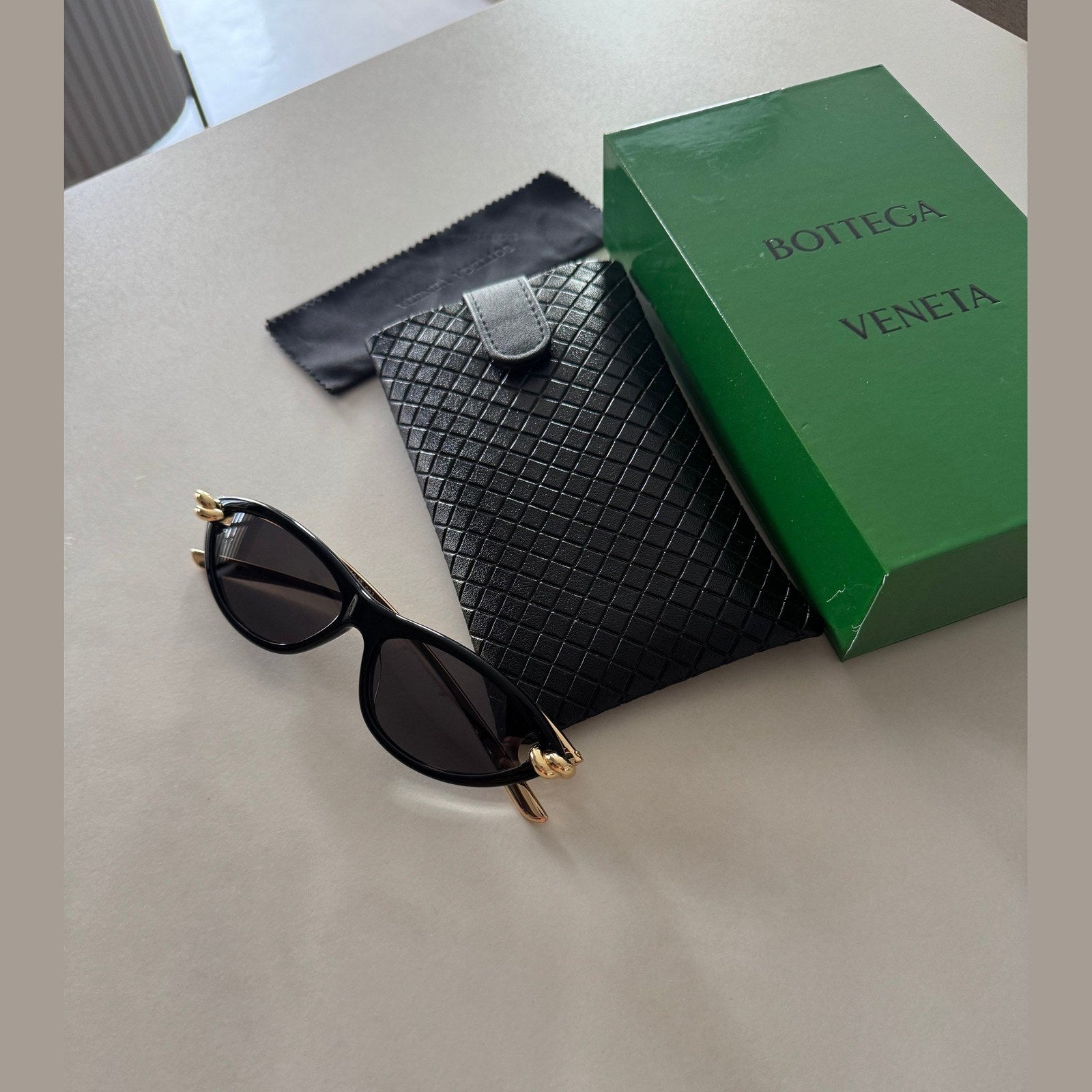 Image of bottega veneta - משקפי שמש