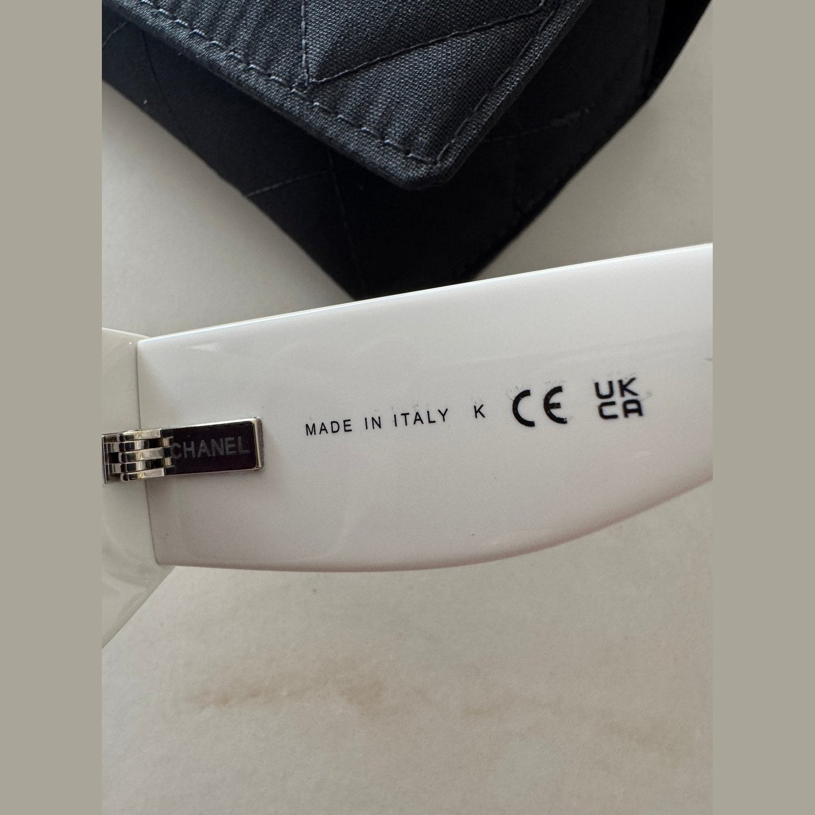Image of משקפי שמש CHANEL שחור לבן
