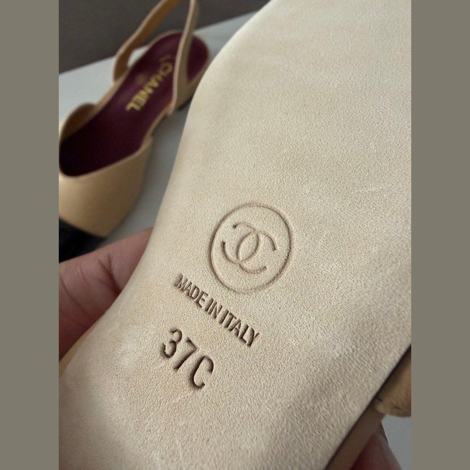 Image of Chanel slingback במלאי
