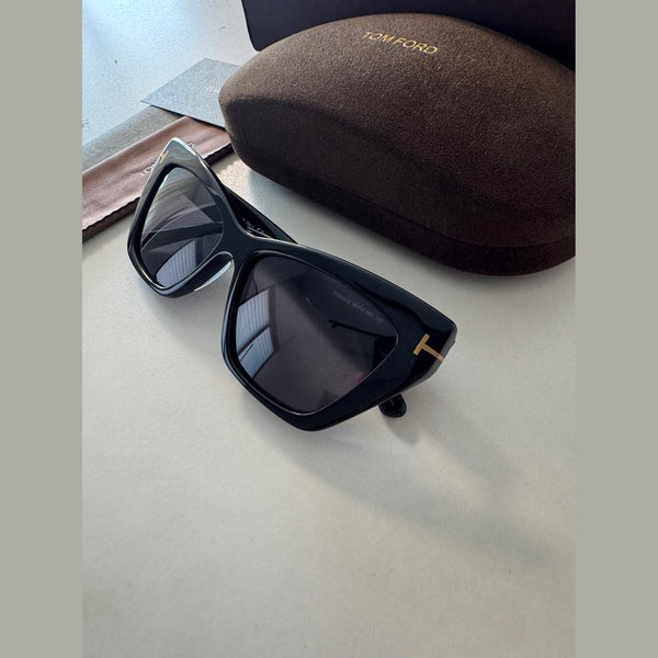 משקפי שמש TOM FORD