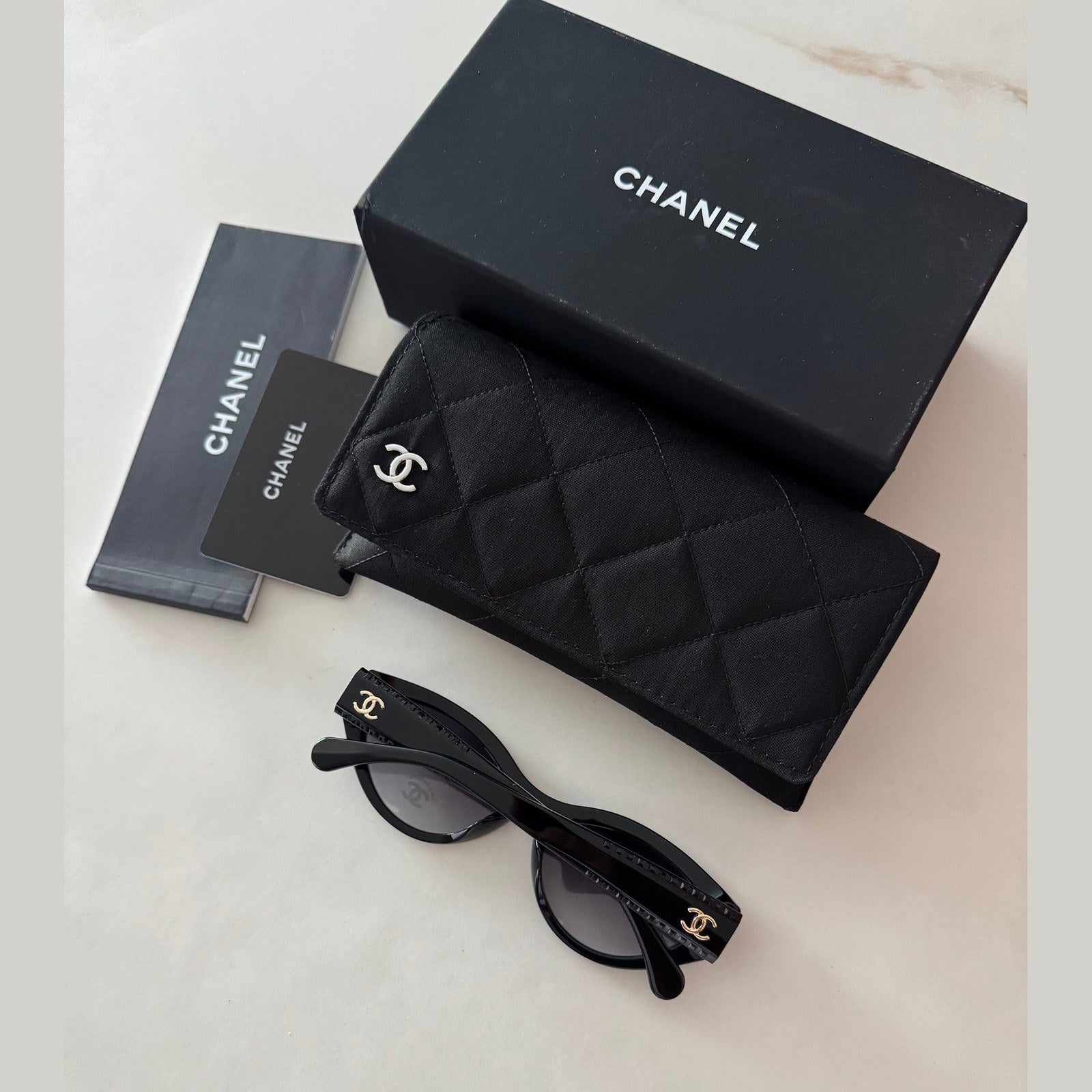 משקפי שמש CHANEL