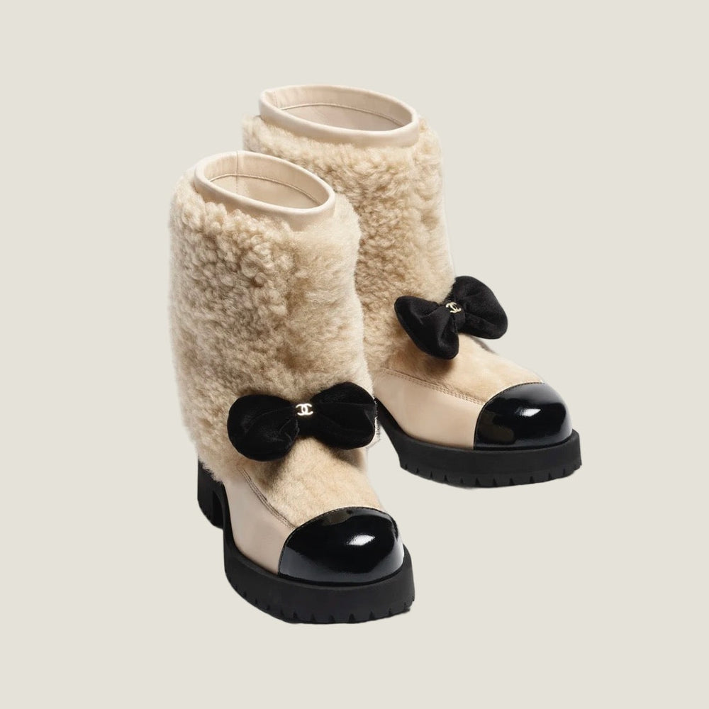 Chanel boots במלאי