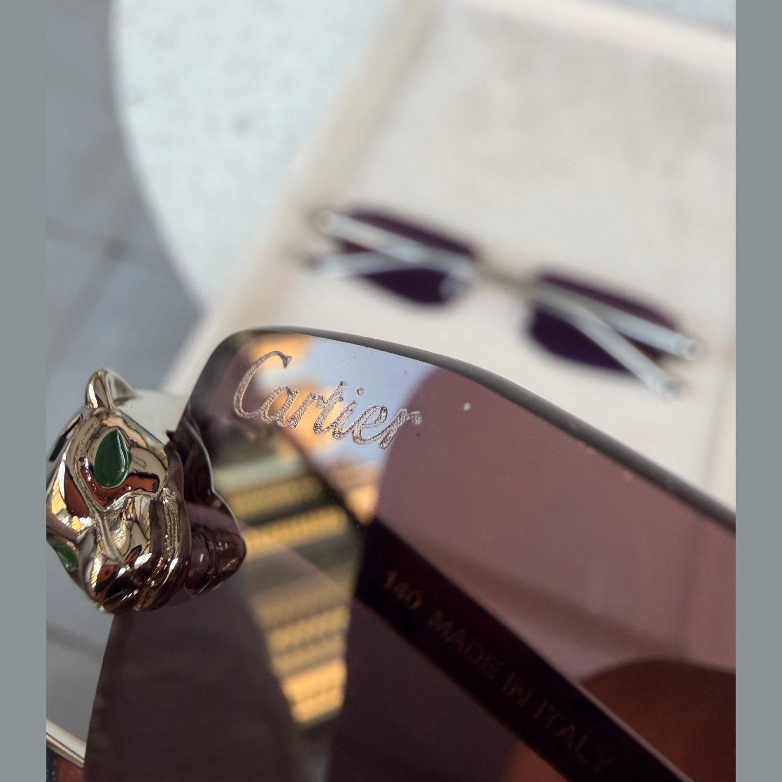 Image of Cartier - sunglasses  דגם מספר 4 במלאי