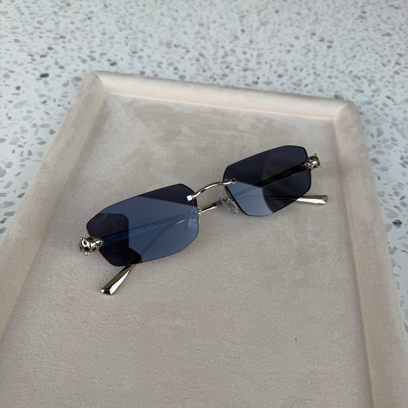 Cartier - sunglasses במלאי דגם מספר 4