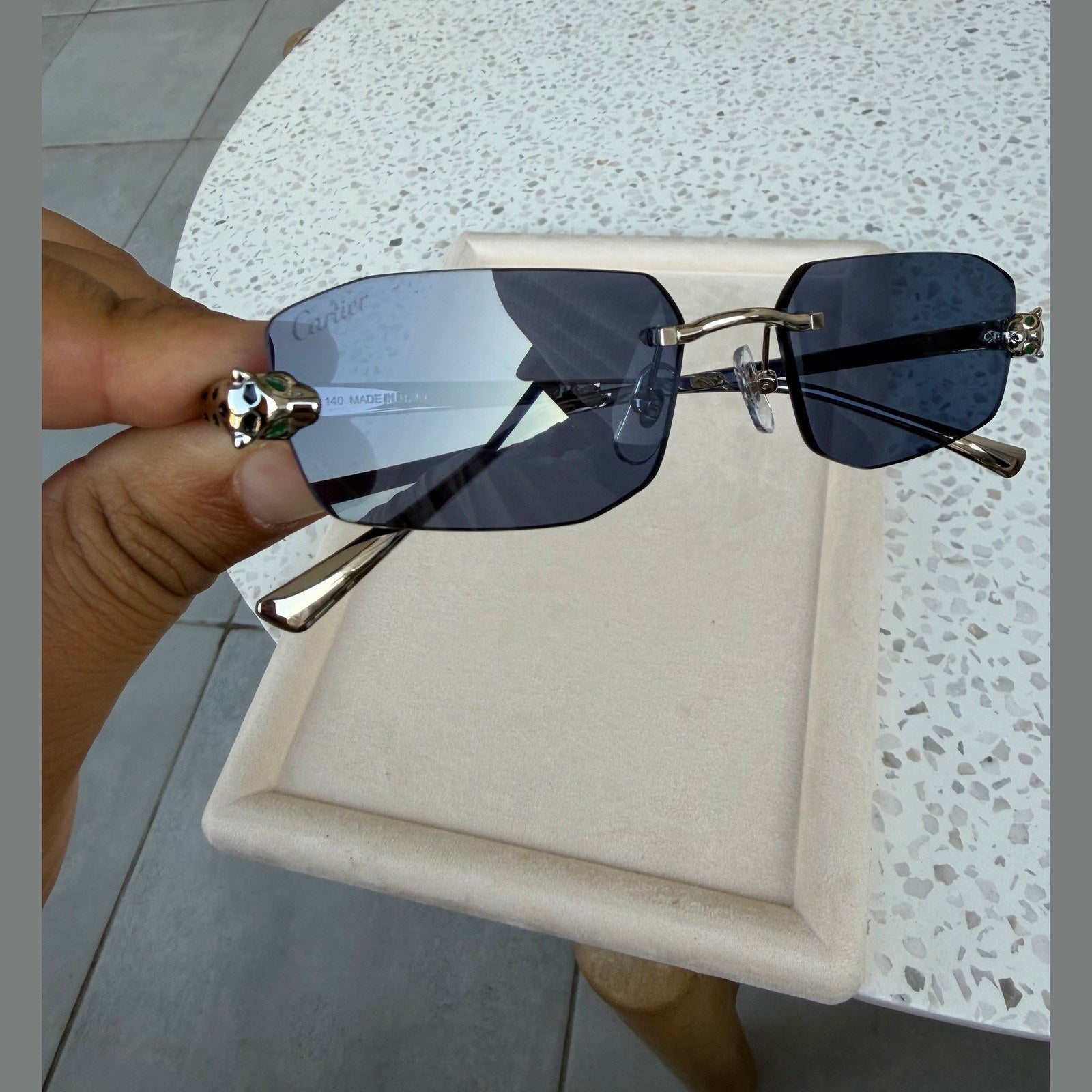 Image of Cartier - sunglasses במלאי דגם מספר 4