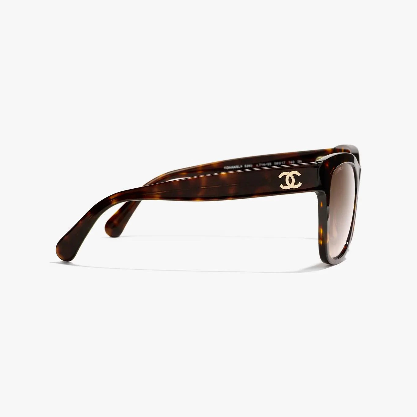 משקפי שמש CHANEL מנומרות, מסגרת פלסטיק משולב, הגנה UV מלאה, רפידות אף מתכווננות, מתאימות לעדשות ראיה, רפליקה מדויקת.