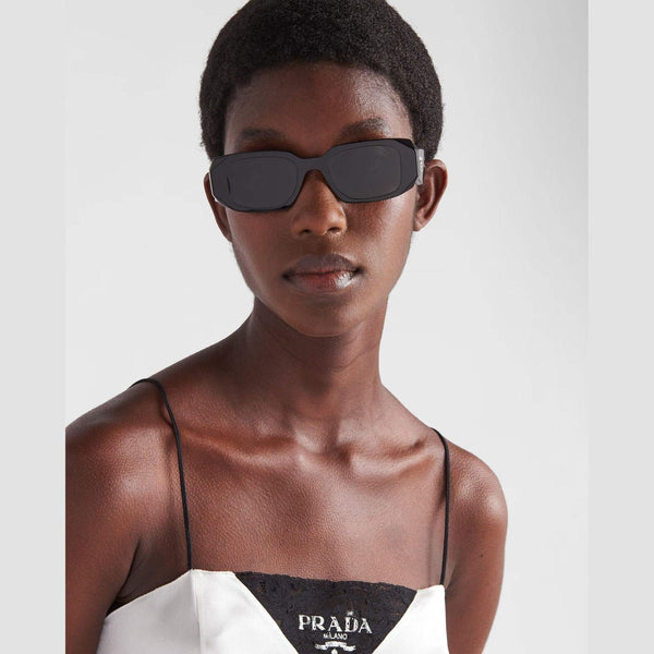 PRADA - משקפי שמש לוגו