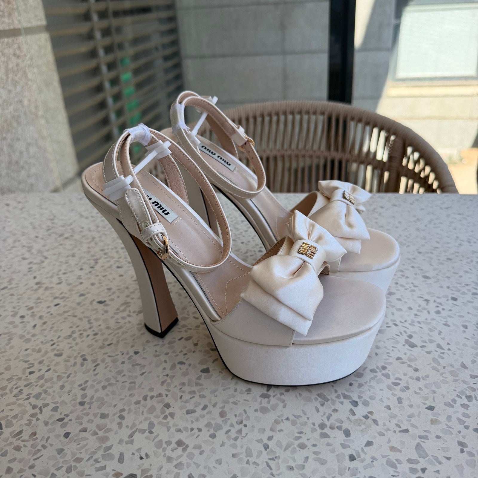 Miu Miu heels במלאי