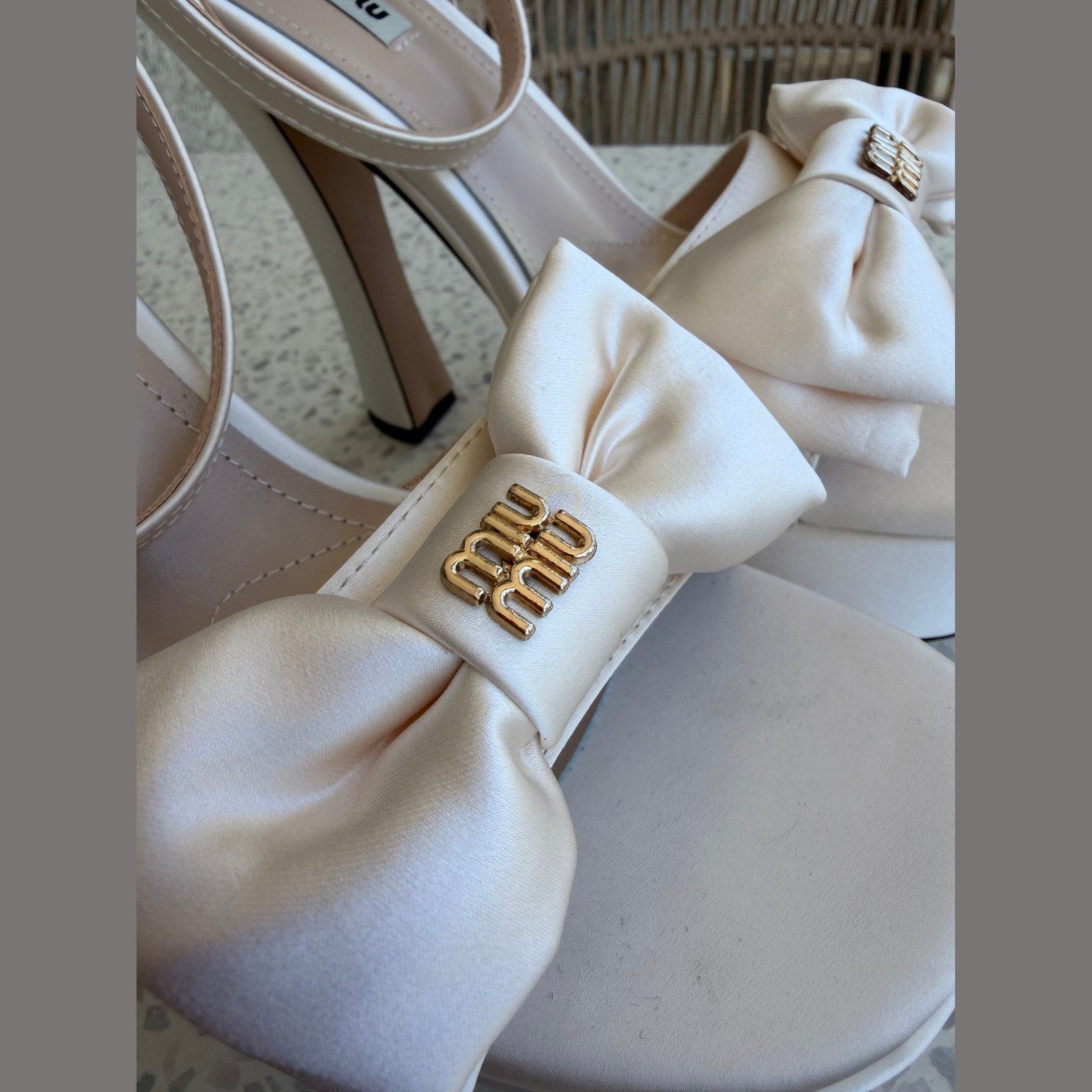 Miu Miu heels במלאי