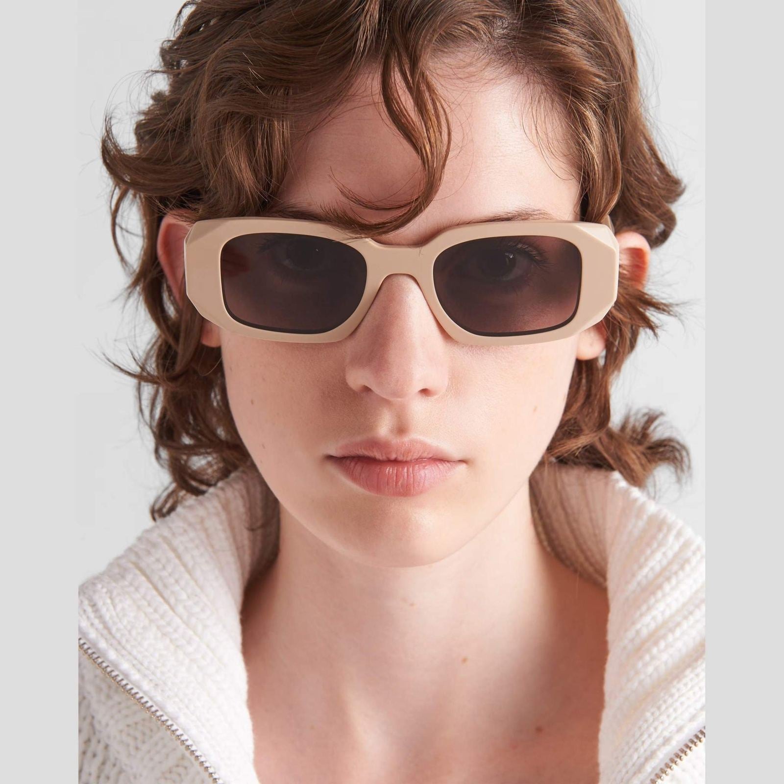Image of PRADA - משקפי שמש לוגו