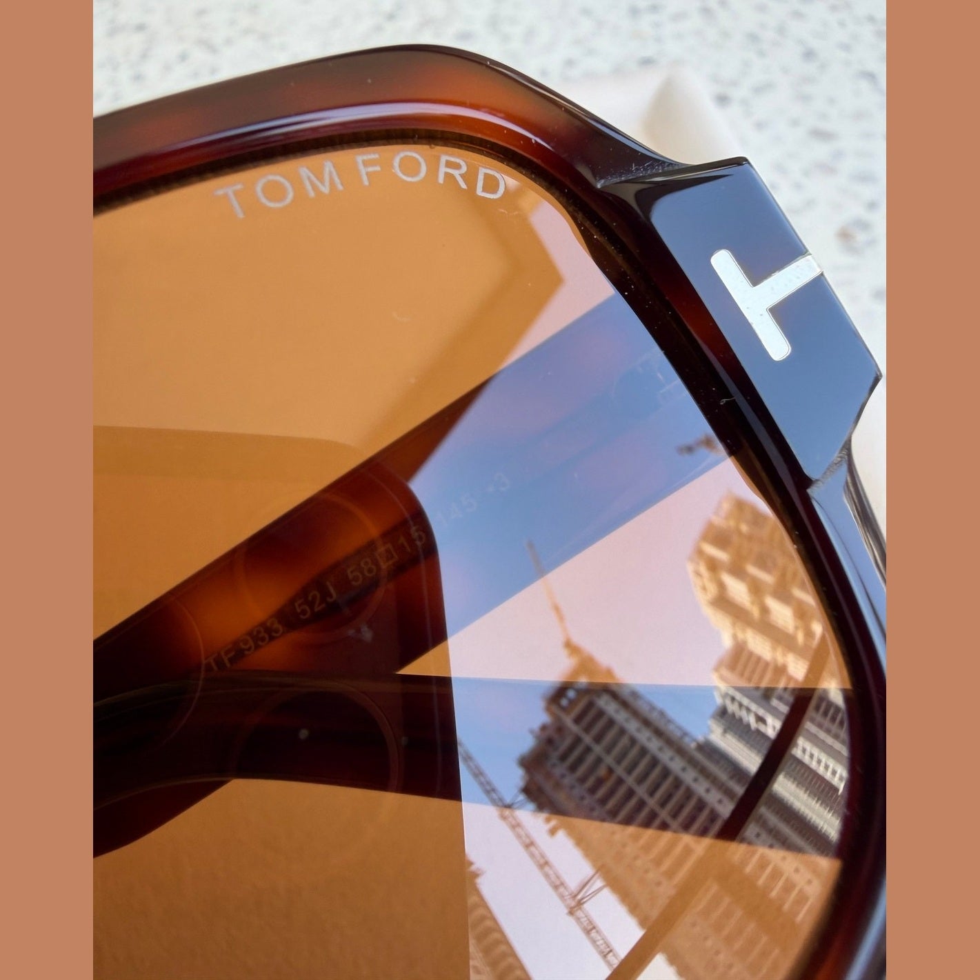 Image of משקפי שמש TOM FORD