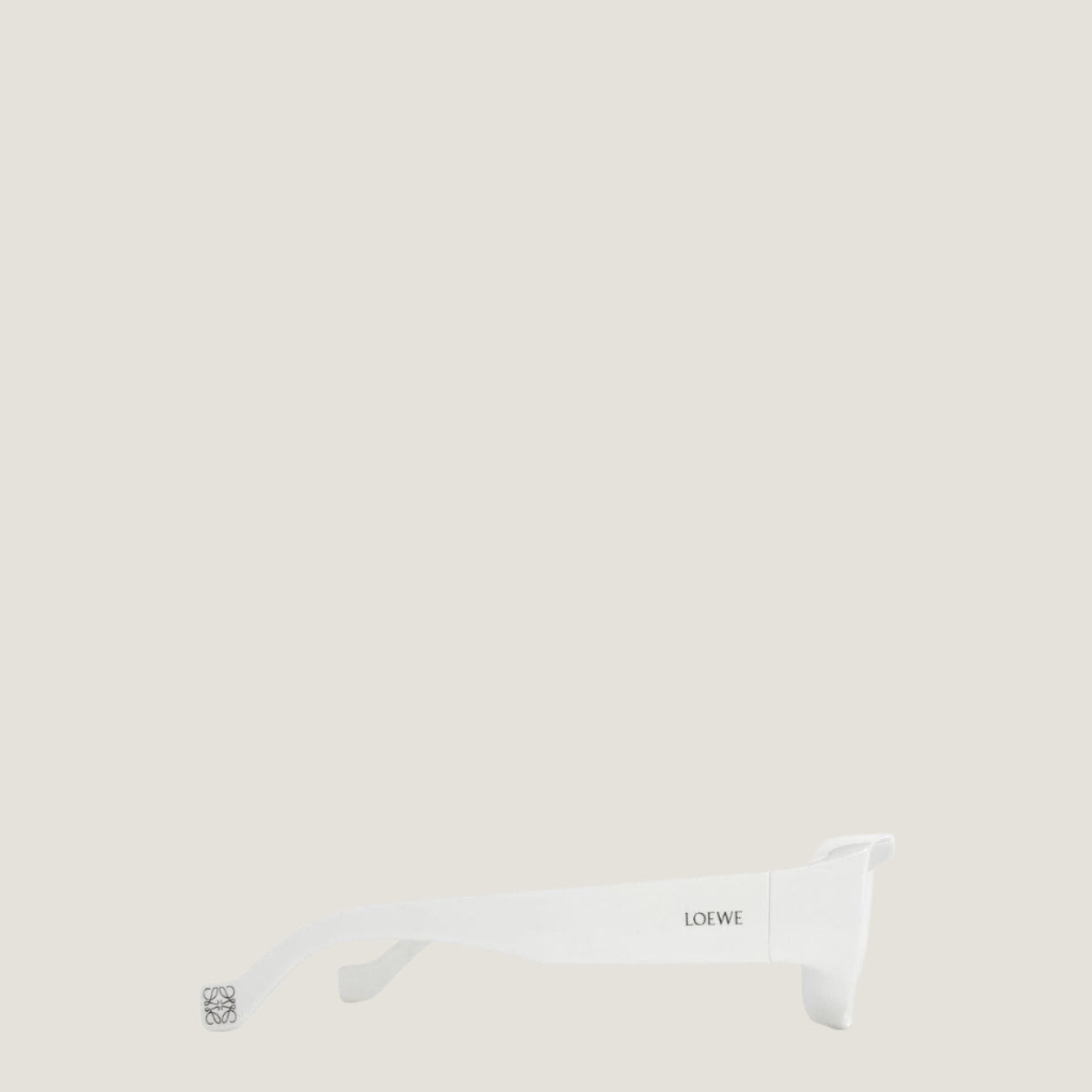 Image of משקפי שמש LOEWE