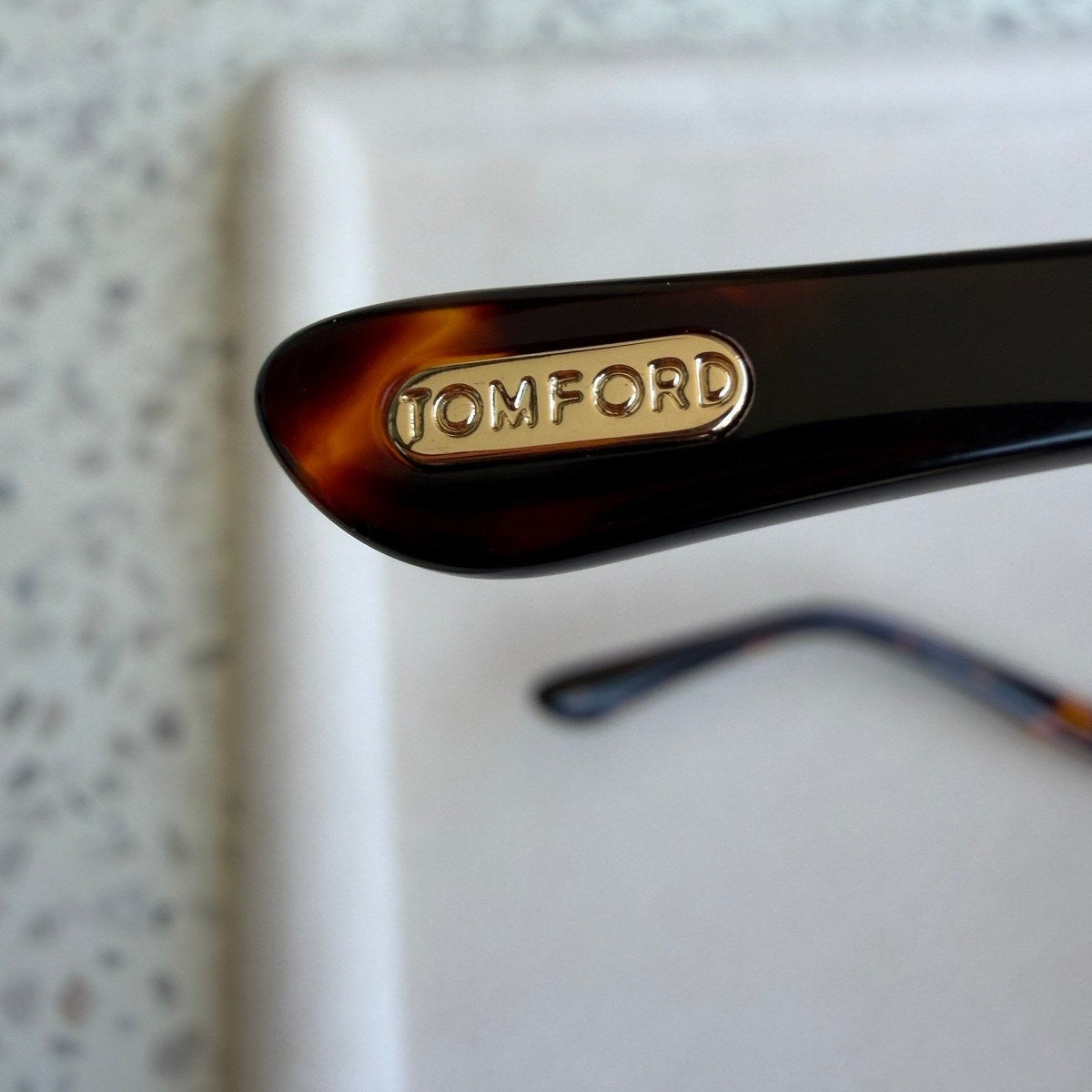 Image of משקפי שמש TOM FORD