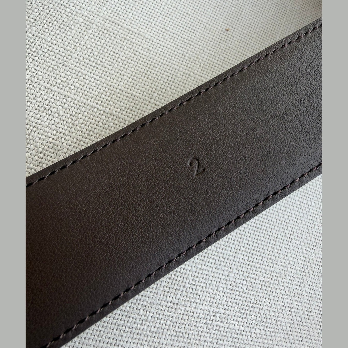 חגורת עור Miu Miu