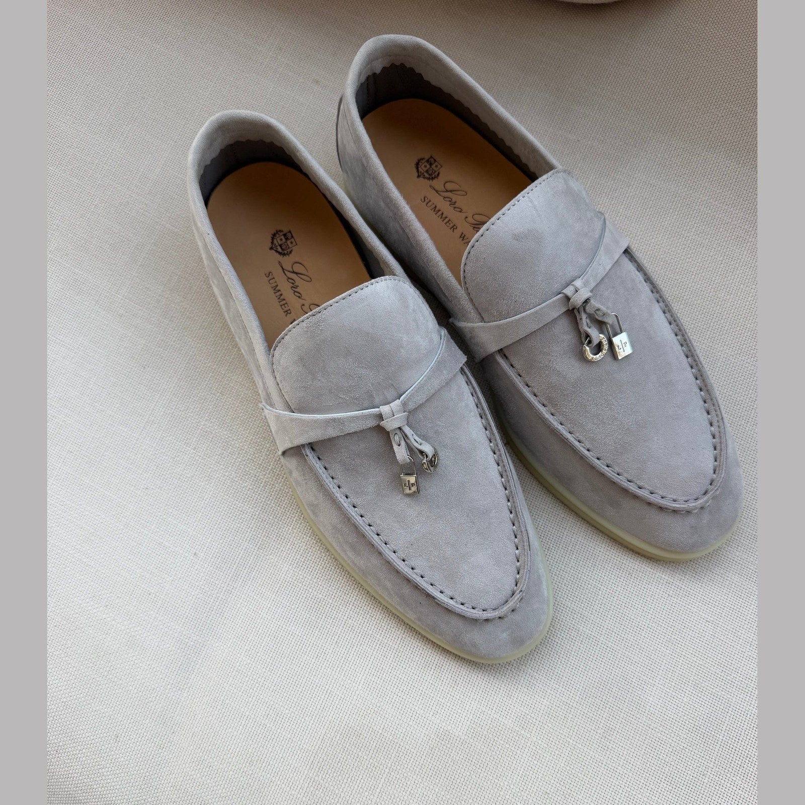 Image of Loro piana Charms במלאי