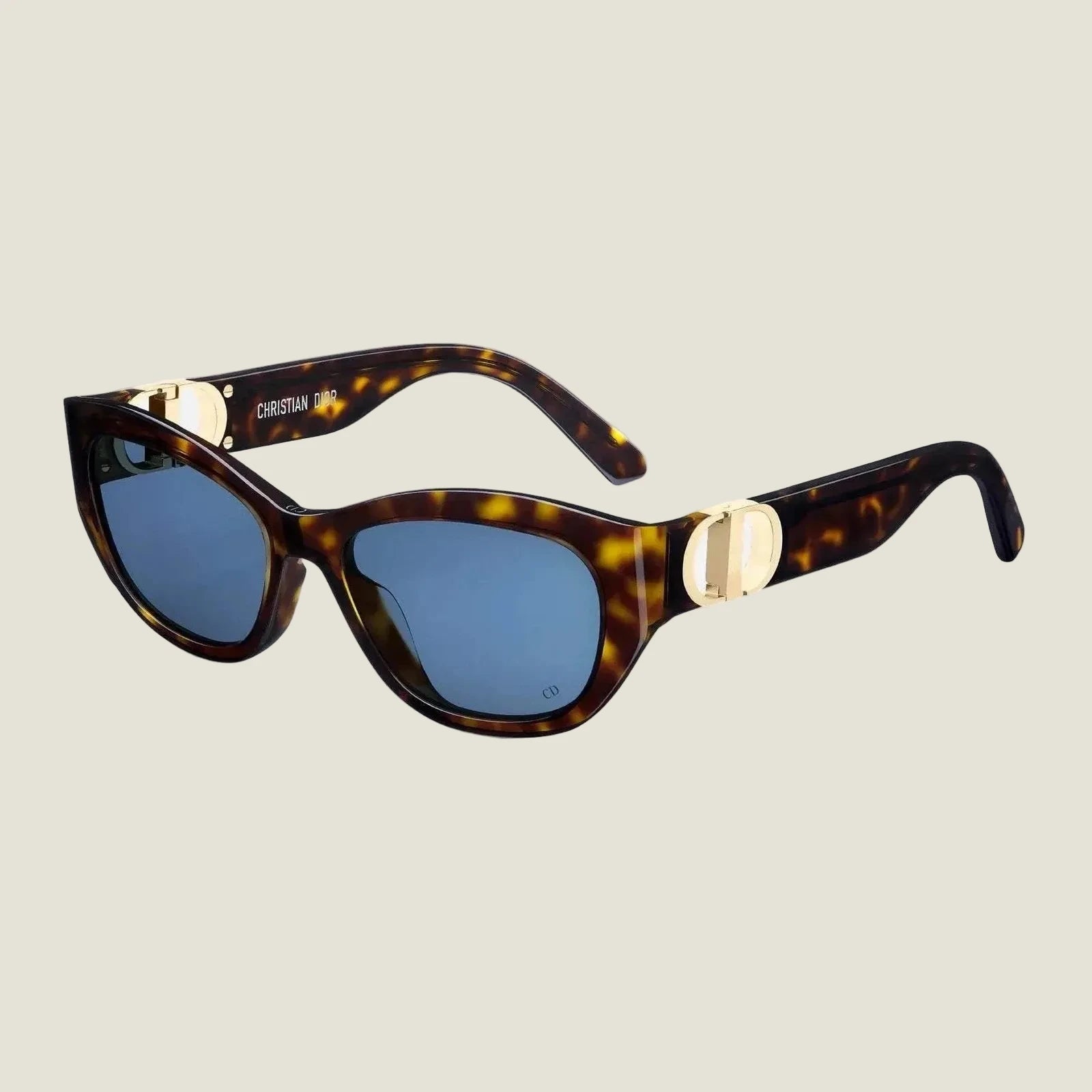 Image of Dior sunglasses with geometric design, elegant frames, and UV400 lenses for complete sun protection.