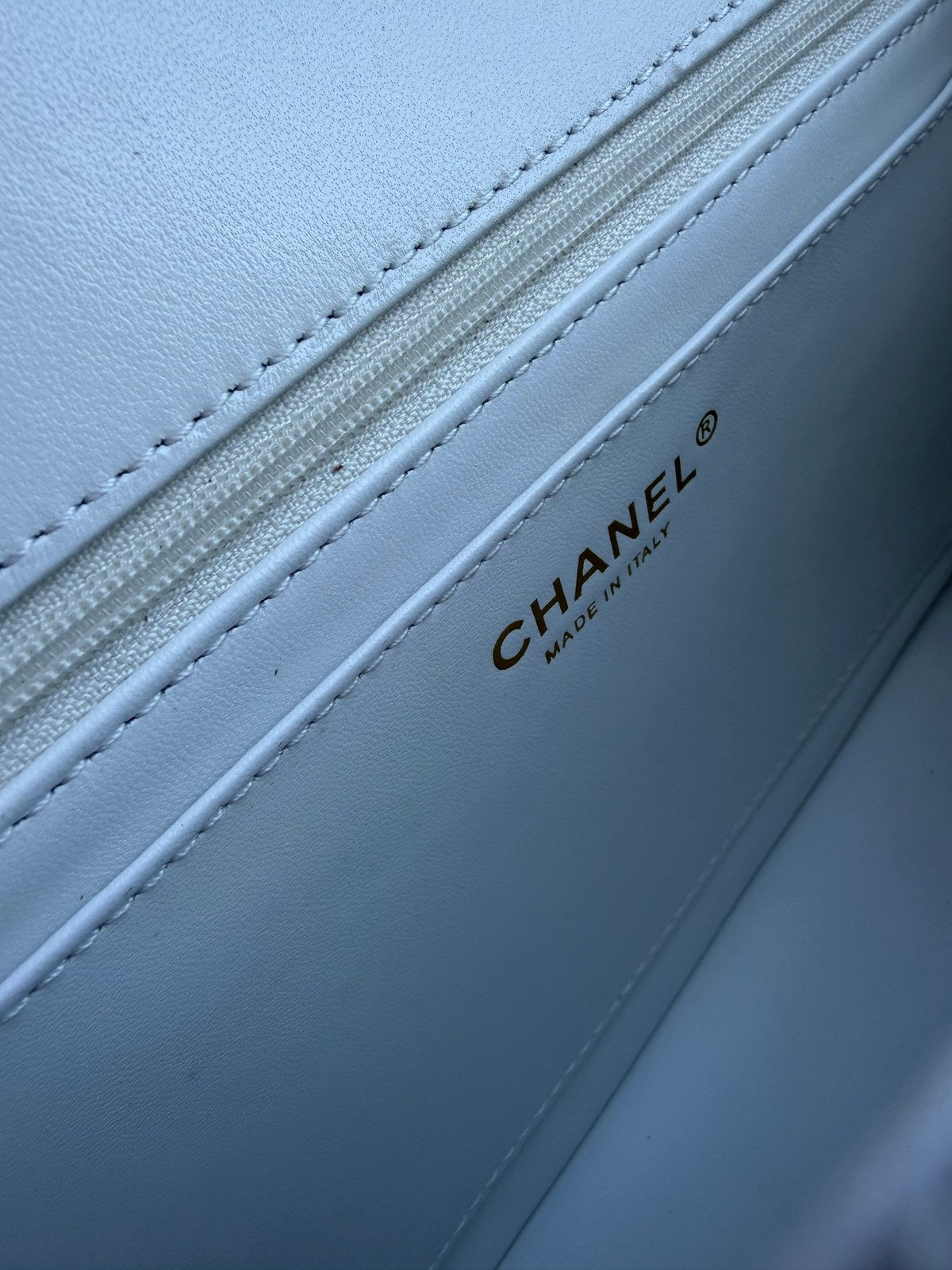 Chanel bag 25 במלאי