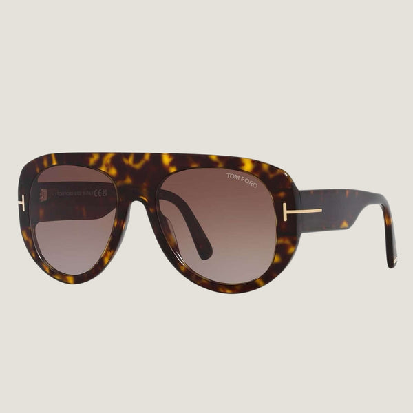 משקפי שמש TOM FORD, מסגרת פלסטיק מנומרת, הגנה 100% UVA/UVB, רפידות אף מתכווננות, באריזה ממותגת.