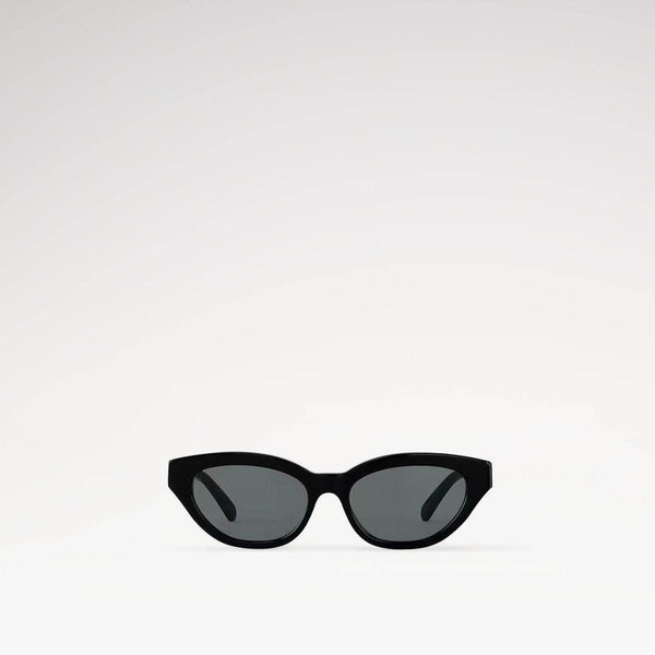 משקפי שמש LV שחורים עם מסגרת פלסטיק, הגנה UVA/UVB, רפידות אף מתכווננות.