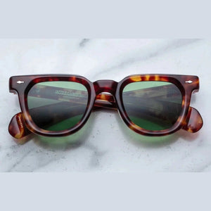 משקפי שמש Jacques Marie Mage vendome מנומר בהיר עם מסגרת פלסטיק, הגנה 100% UVA/UVB, רפידות אף מתכווננות.