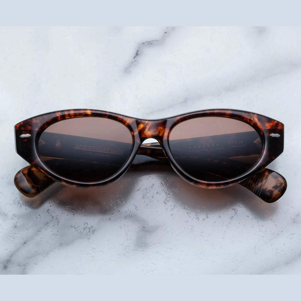 משקפי שמש Jacques Marie Mage KRASNER מנומר עשויים מפלסטיק עם הגנה 100% UVA/UVB.