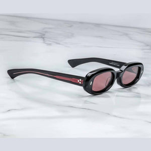 משקפי שמש Jacques Marie Mage BESSET שחור, מסגרת פלסטיק, צבע שחור, 100% הגנת UVA/UVB, רפידות אף מתכווננות, מתאימה לעדשות ראיה.