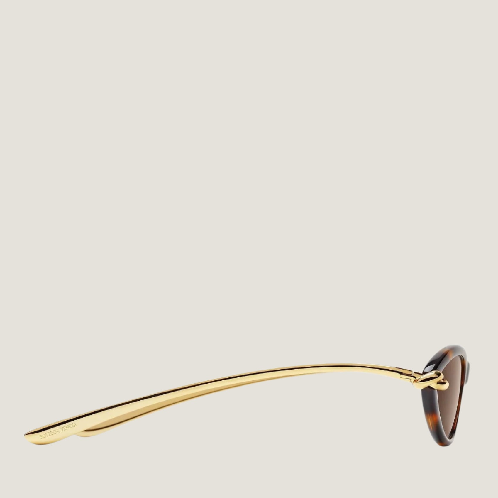 Image of משקפי שמש לנשים – ייחודיים מבית BOTTEGA VENETA