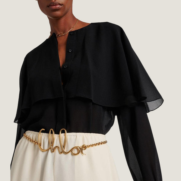 חגורת שרשרת Chloe לנשים עם אבזם זהב ולוגו איקוני.