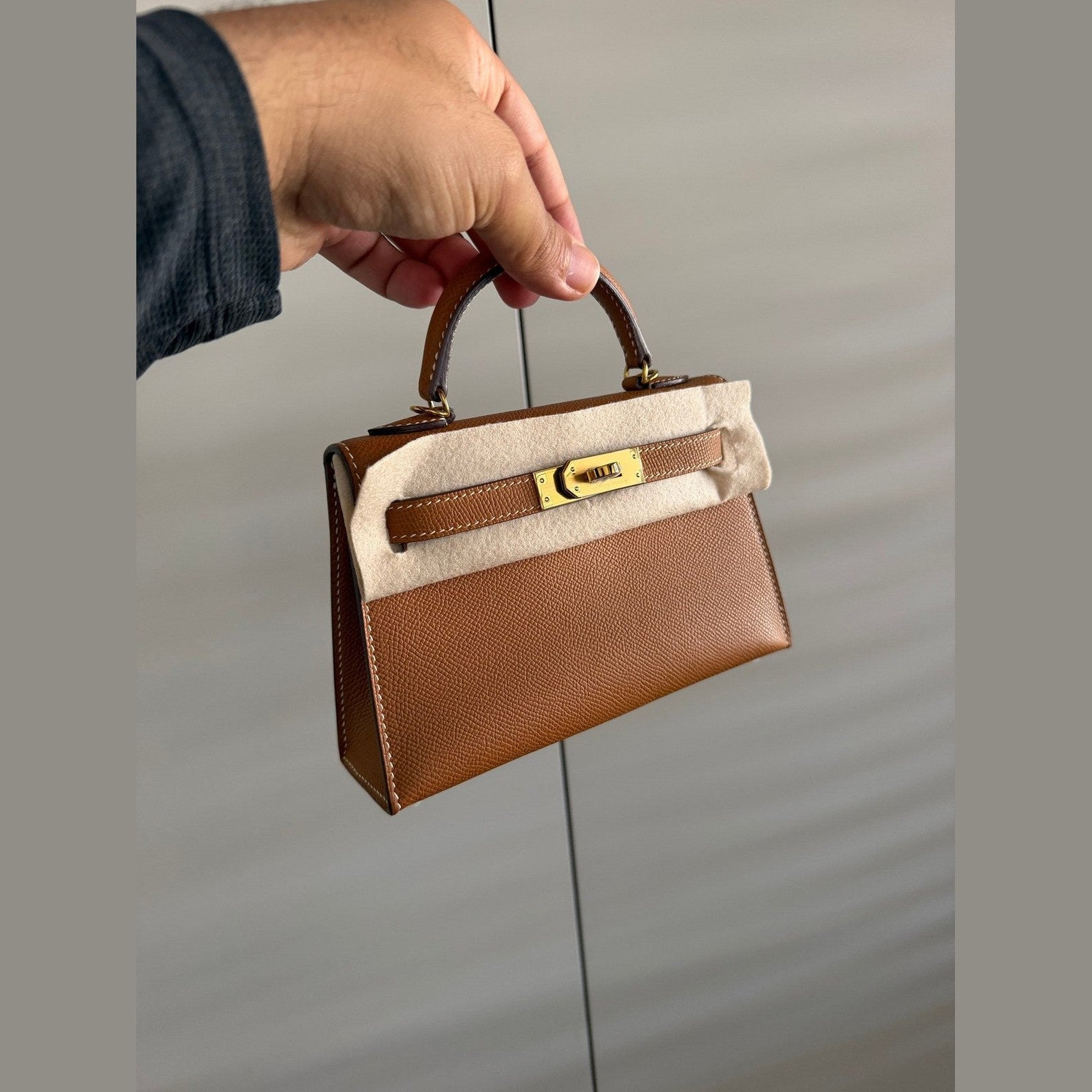 Hermès  חום עם זהב kelly 20cm במלאי