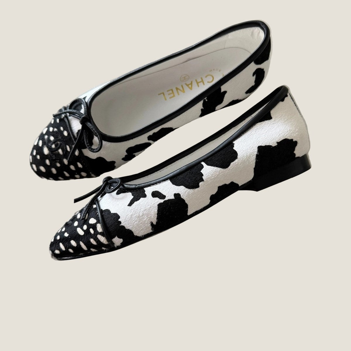 Chanel flat במלאי