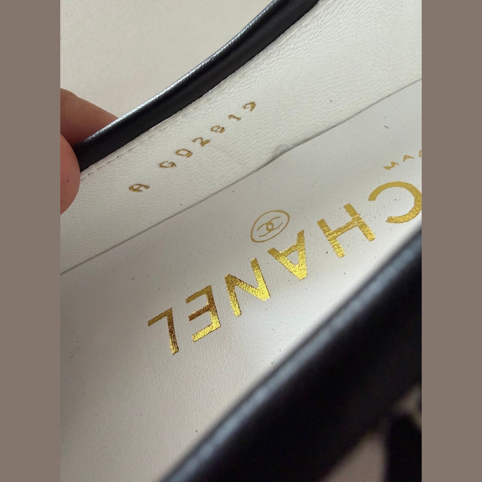 Image of Chanel flat במלאי