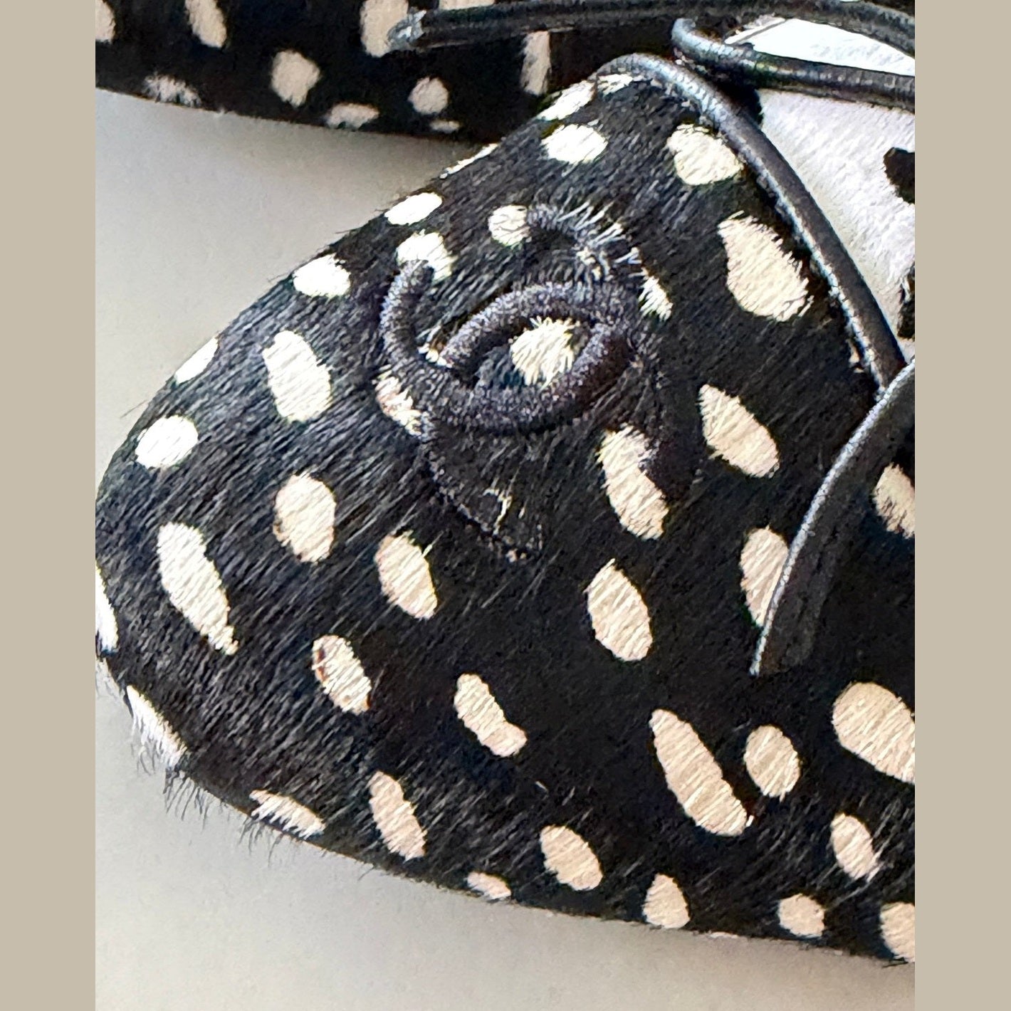 Image of Chanel flat במלאי