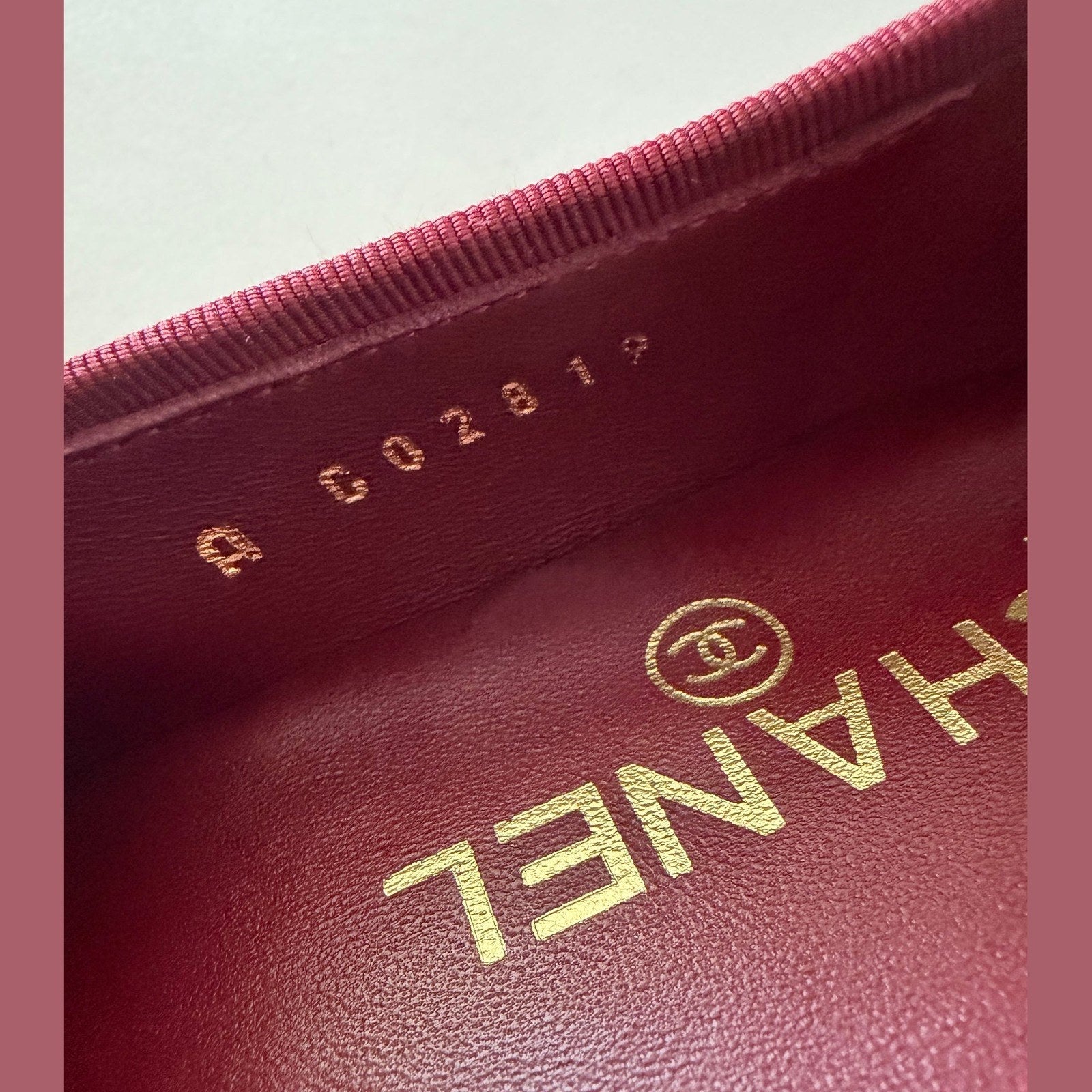 Chanel flat במלאי