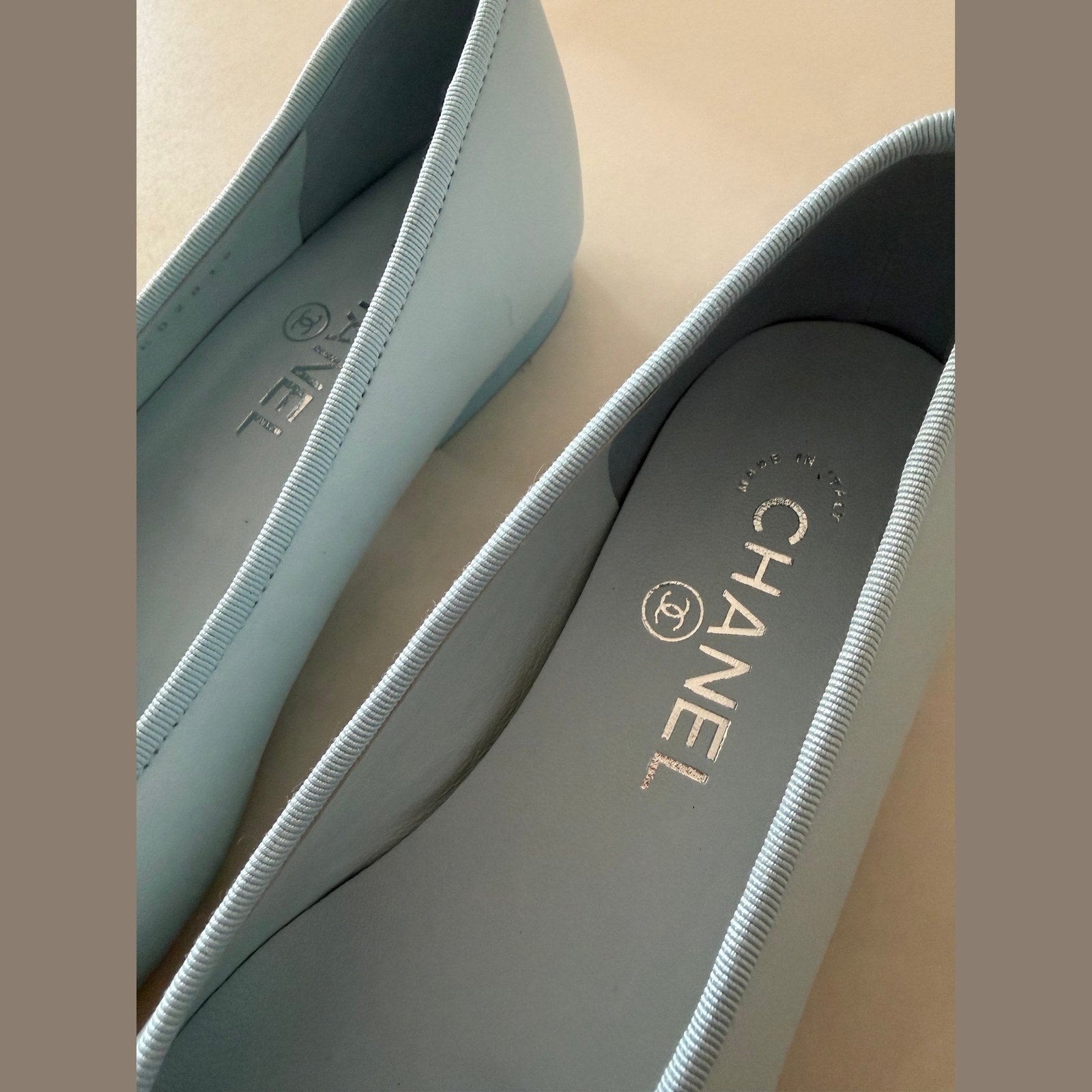 Image of Chanel flat במלאי