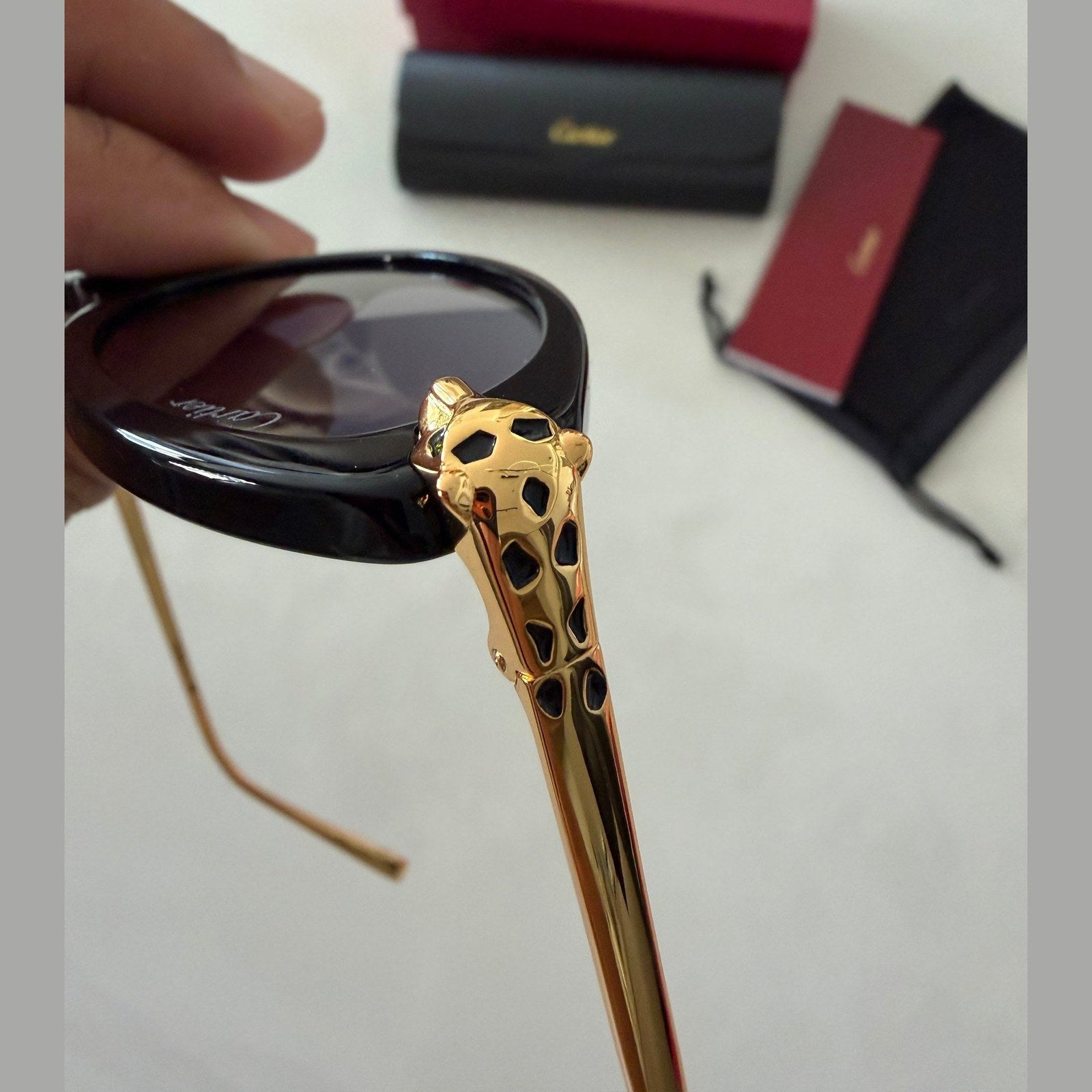 Image of Cartier - sunglasses