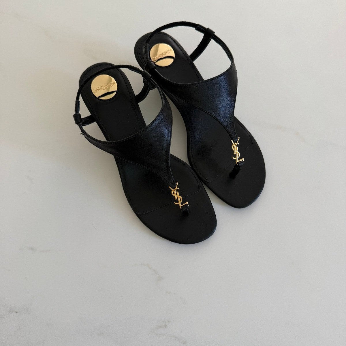 Ysl אצבע במלאי