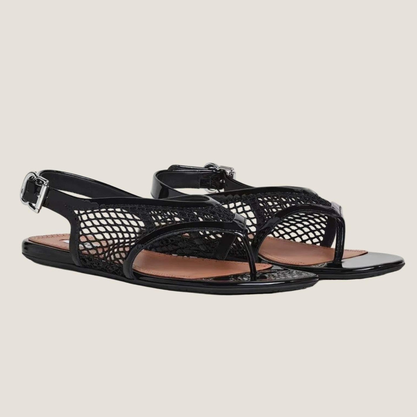 Alaia sandals במלאי