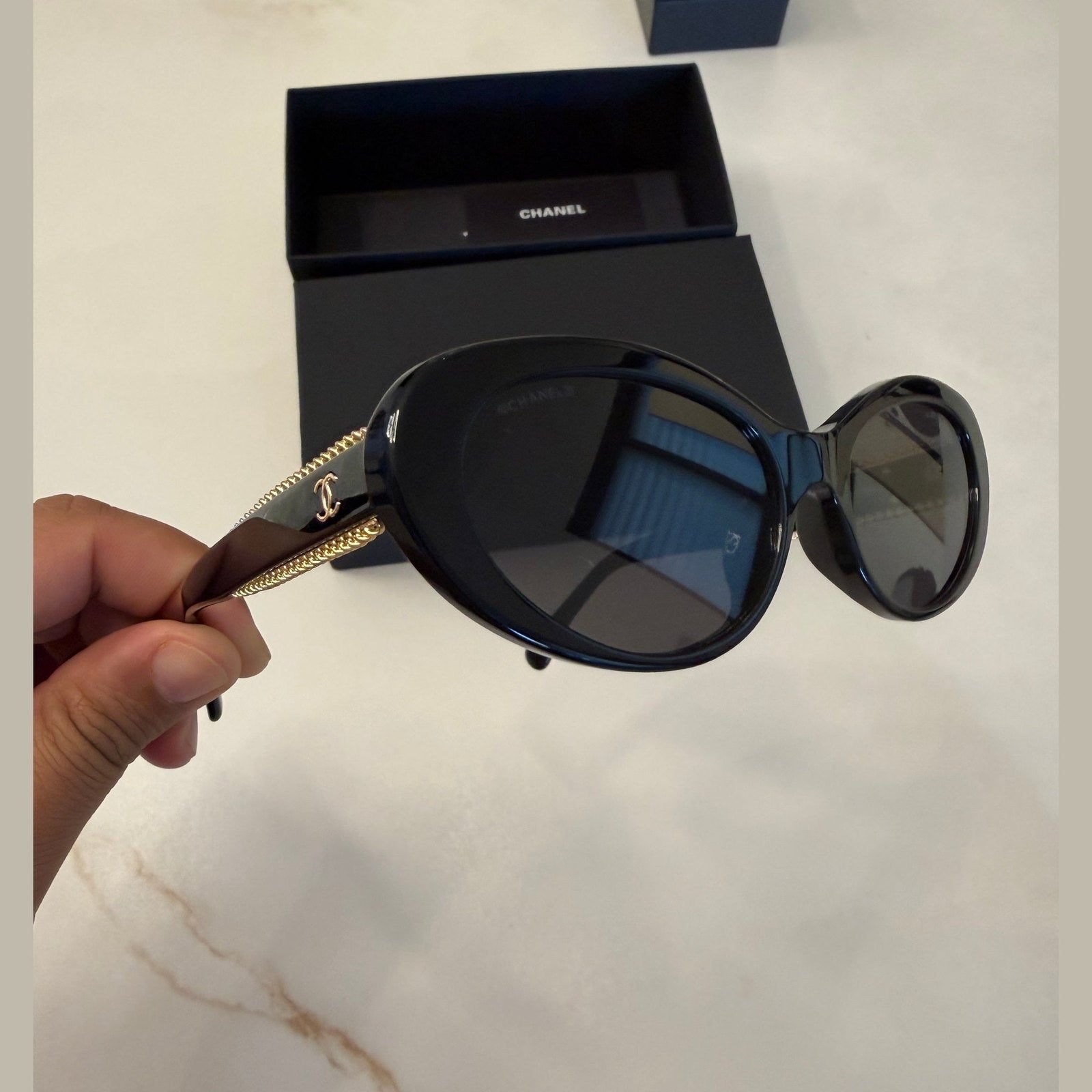 משקפי שמש CHANEL